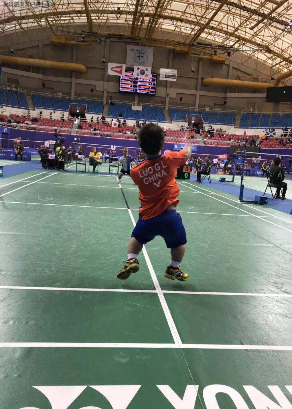 通过个人影 通过个人影