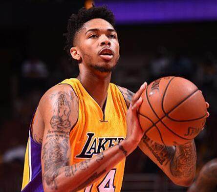 园球场看到 园球场看到