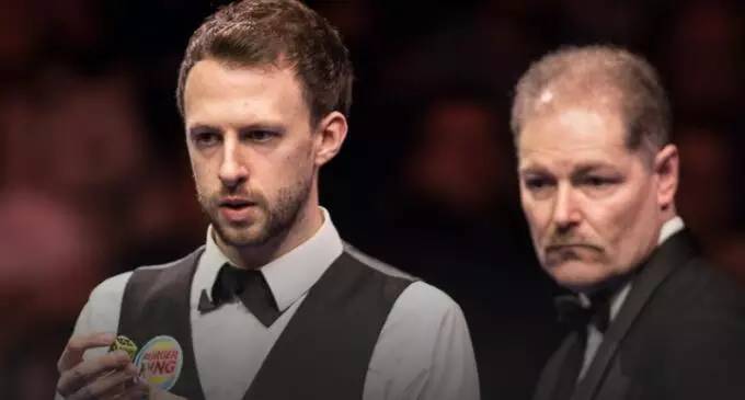 不仅仅依靠 不仅仅依靠