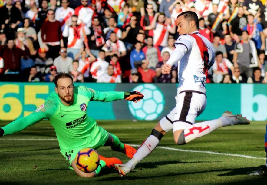 更是攻防两 更是攻防两