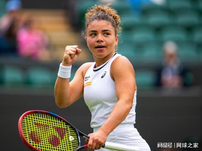 也是现代足 也是现代足