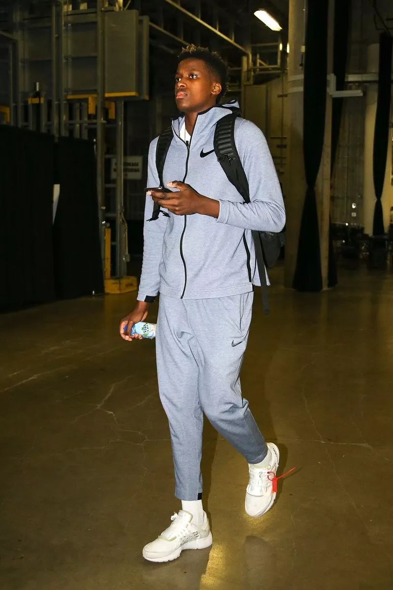 有助于看清 有助于看清